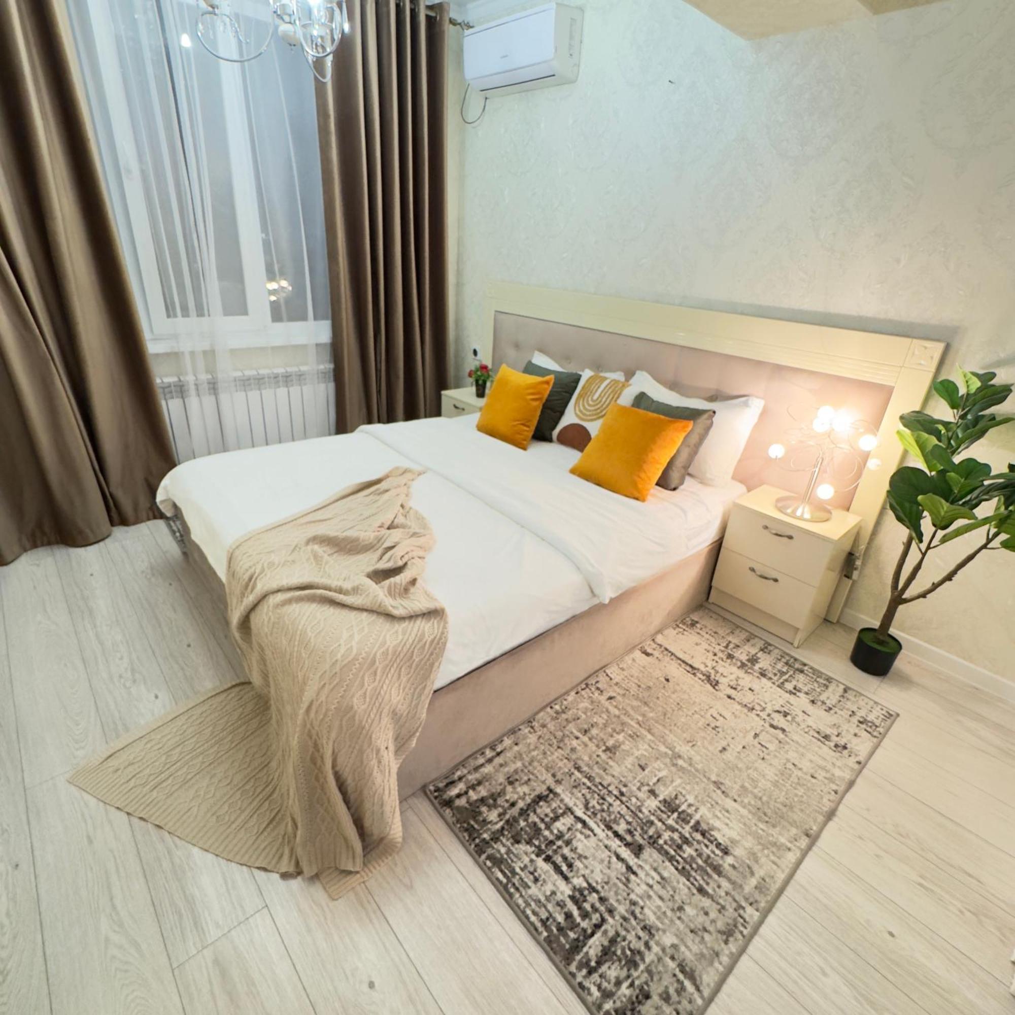 Your Home Away From Home 213 Almaty Eksteriør bilde